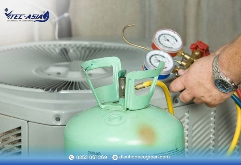 Điều hòa bị thiếu gas hoặc hết gas gây đông tuyết dàn lạnh