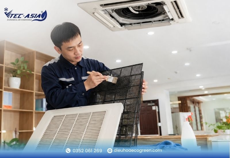 Bước 5: Vệ sinh mặt nạ ngoài và lưới lọc bụi